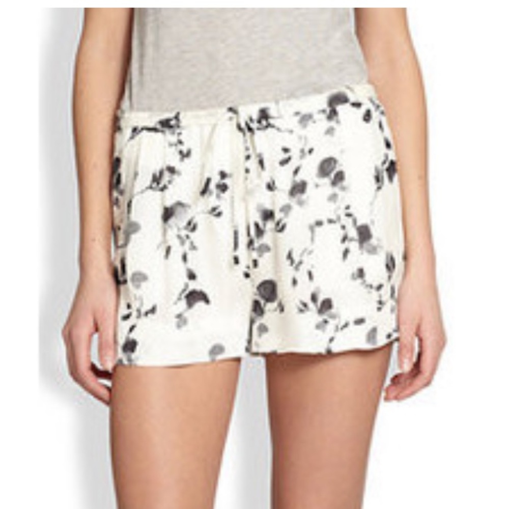Haute Hippie Floral-Print  Silk Shorts Size Small